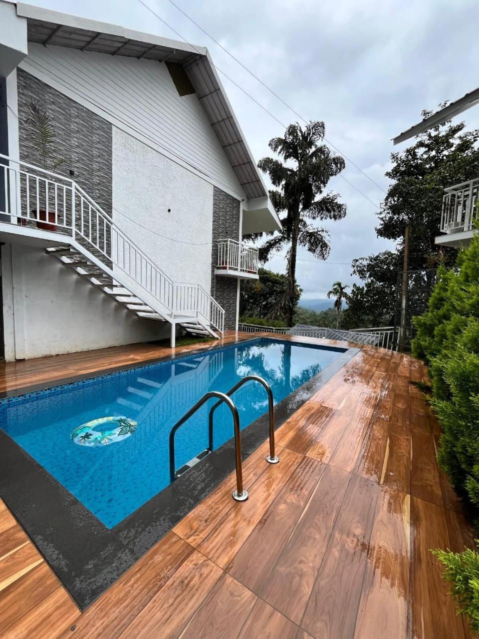 Aura Springs Resort Anachal Extérieur photo