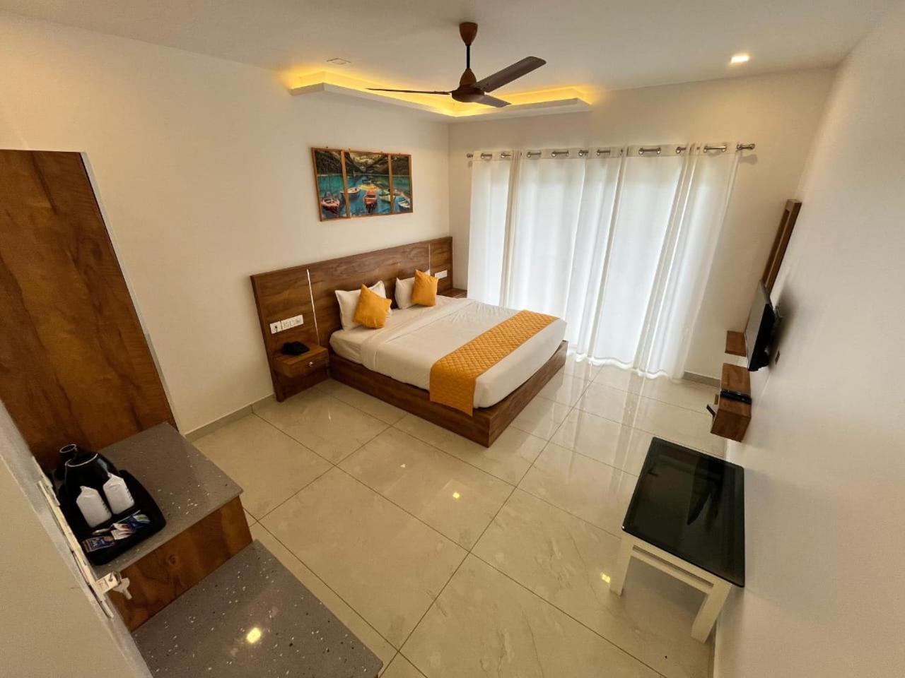 Aura Springs Resort Anachal Extérieur photo